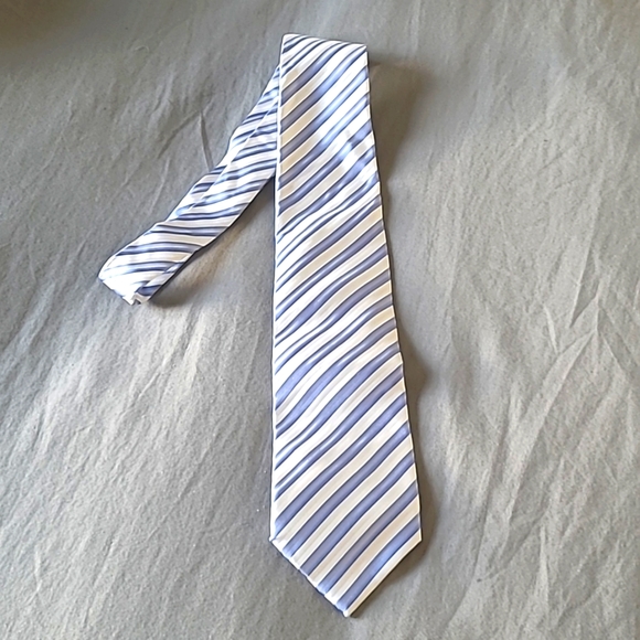 GEOFFREY BEENE Blue Patterned Silk Tie - Picture 1 of 5